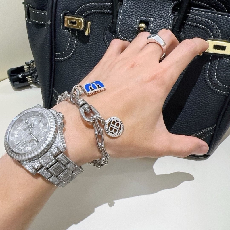 Ba1en*iaga bracelets